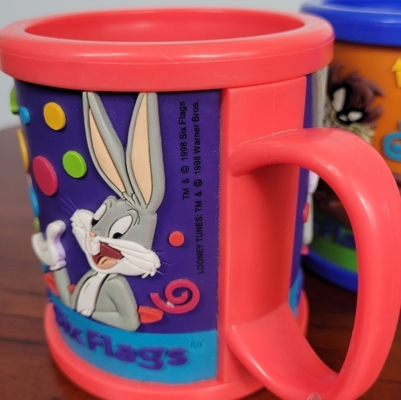 Vintage 1998 Six Flags Bugs Bunny and TAZ Tasmanian Devil Plastic Mugs‎ Retro - Picture 9 of 17